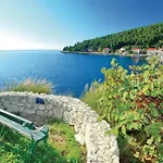 Gornje Selo Bb Iii Vikendica *
