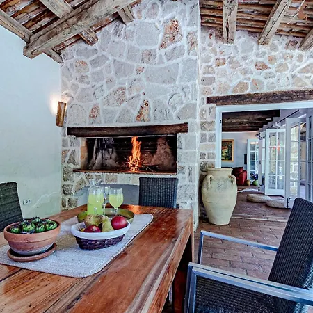2 Bedroom In Prázdninový dům