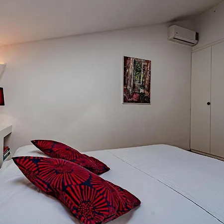 Prázdninový dům 2 Bedroom In *
